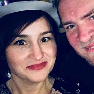 Meet your Posher, Gins